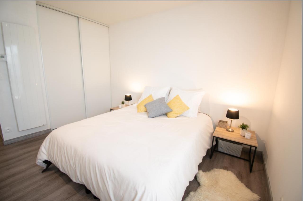 Joli Studio Tout Confort A 2 Pas De La Gare Poissy Exterior foto
